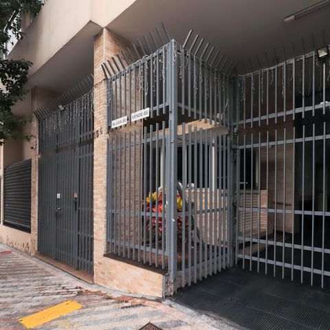 Apartamento à venda com 80m², 2 quartos e 1 vagaFachada