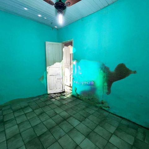 Casa à venda com 107m², 4 quartos e sem vaga
