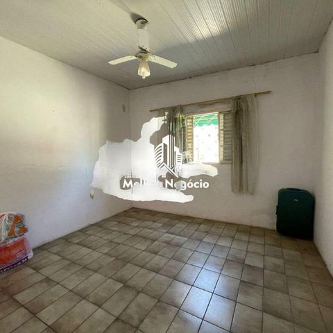 Casa à venda com 107m², 4 quartos e sem vaga