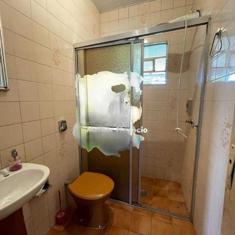 Casa à venda com 107m², 4 quartos e sem vaga