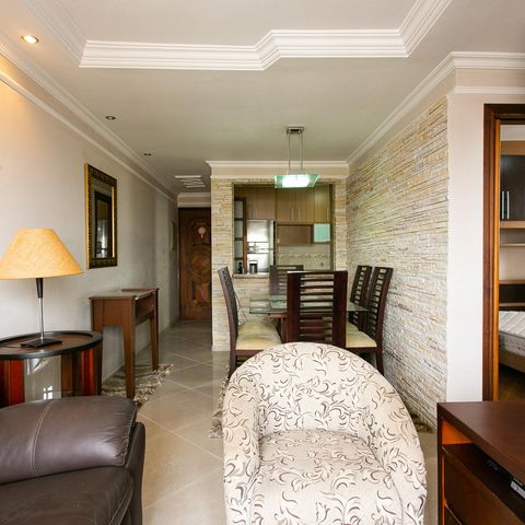 Apartamento à venda com 56m², 2 quartos e 2 vagasSala
