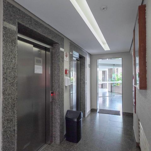 Apartamento à venda com 79m², 3 quartos e 1 vaga Apartamento à venda com 79m², 3 quartos e 1 vagaHall de entrada