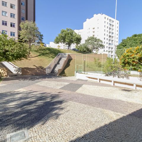 Apartamento à venda com 79m², 3 quartos e 1 vaga Apartamento à venda com 79m², 3 quartos e 1 vagaÁrea comum