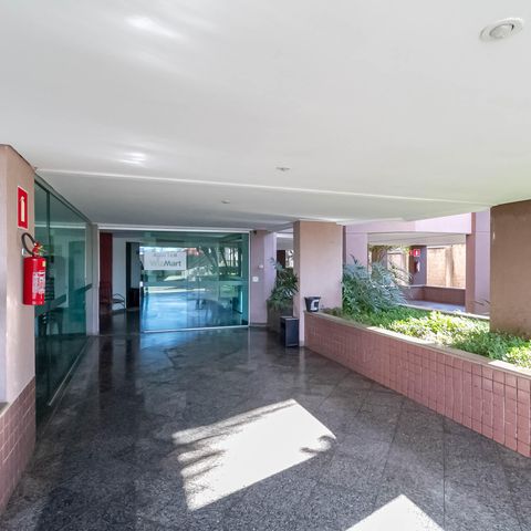 Apartamento à venda com 79m², 3 quartos e 1 vaga Apartamento à venda com 79m², 3 quartos e 1 vagaEntrada