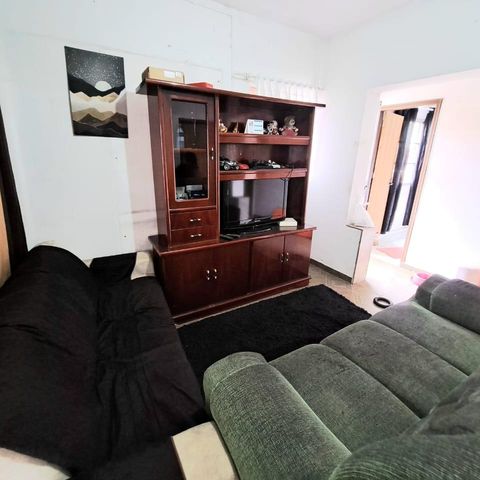 Casa à venda com 125m², 2 quartos e 4 vagas Casa à venda com 125m², 2 quartos e 4 vagasSala