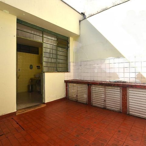 Casa à venda com 250m², 3 quartos e 3 vagas