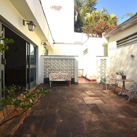 Casa à venda com 250m², 3 quartos e 3 vagas