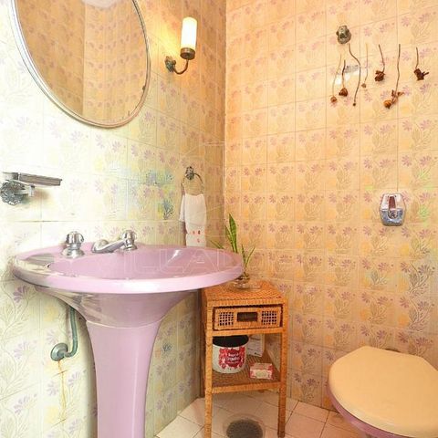 Casa à venda com 250m², 3 quartos e 3 vagas
