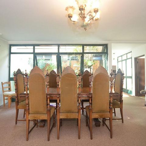 Casa à venda com 250m², 3 quartos e 3 vagas