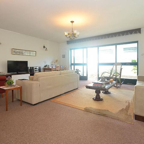 Casa à venda com 250m², 3 quartos e 3 vagas