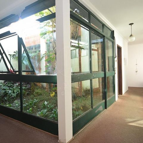 Casa à venda com 250m², 3 quartos e 3 vagas