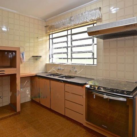 Casa à venda com 333m², 4 quartos e 4 vagas