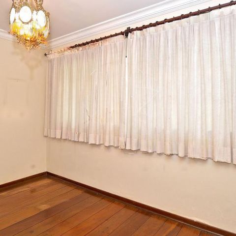 Casa à venda com 333m², 4 quartos e 4 vagas