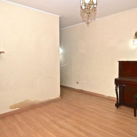 Casa à venda com 333m², 4 quartos e 4 vagas
