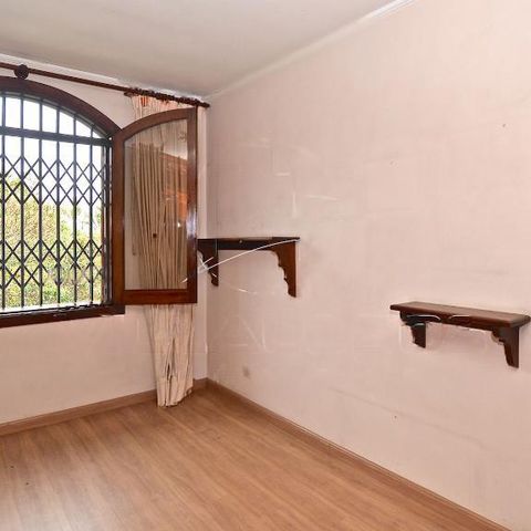 Casa à venda com 333m², 4 quartos e 4 vagas
