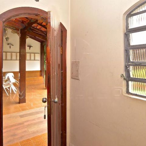 Casa à venda com 333m², 4 quartos e 4 vagas