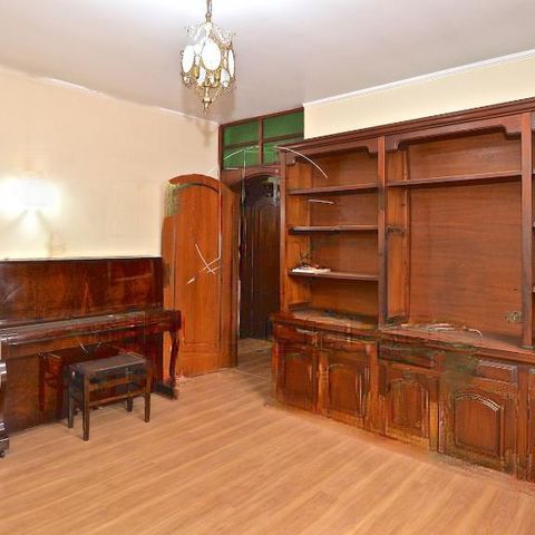 Casa à venda com 333m², 4 quartos e 4 vagas