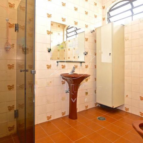 Casa à venda com 333m², 4 quartos e 4 vagas