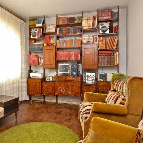 Casa à venda com 348m², 4 quartos e 5 vagas