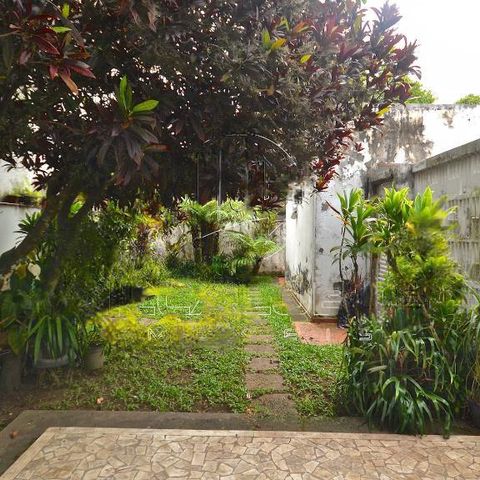 Casa à venda com 348m², 4 quartos e 5 vagas