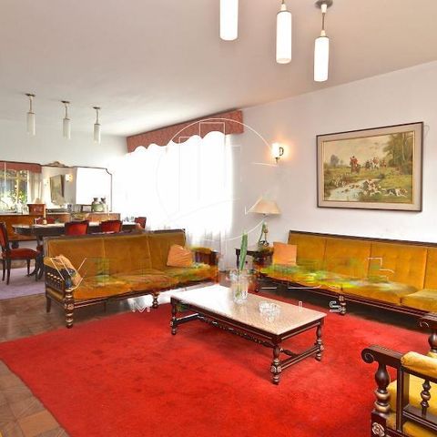 Casa à venda com 348m², 4 quartos e 5 vagas