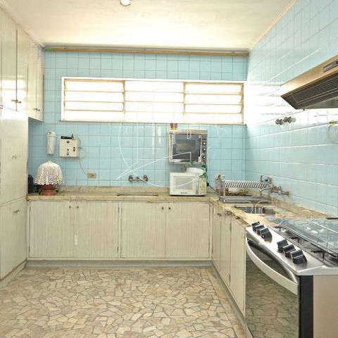 Casa à venda com 348m², 4 quartos e 5 vagas