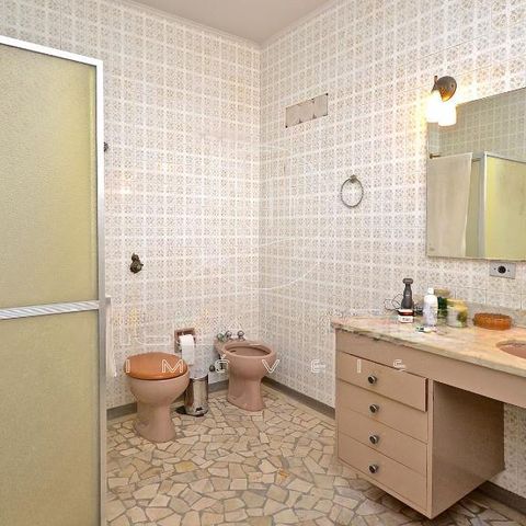 Casa à venda com 348m², 4 quartos e 5 vagas