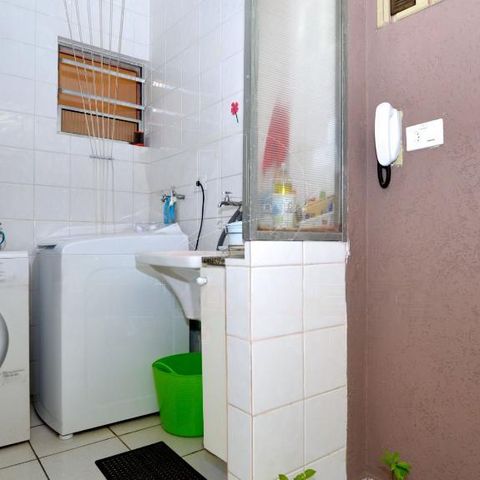 Casa à venda com 131m², 3 quartos e 2 vagas