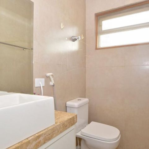 Casa à venda com 131m², 3 quartos e 2 vagas