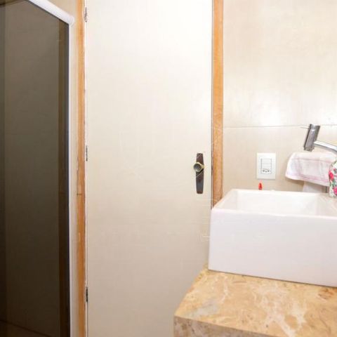 Casa à venda com 131m², 3 quartos e 2 vagas