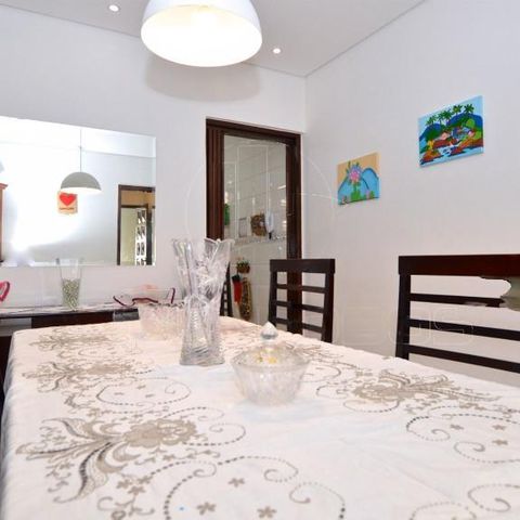 Casa à venda com 131m², 3 quartos e 2 vagas