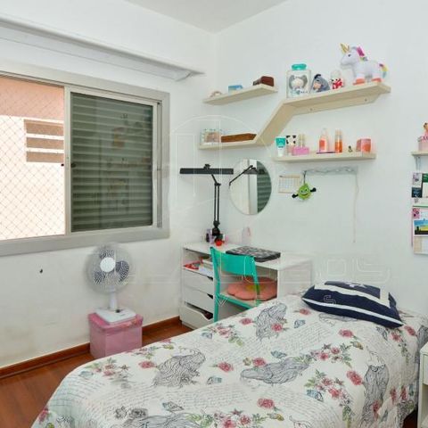Casa à venda com 131m², 3 quartos e 2 vagas