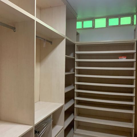 Casa à venda com 350m², 5 quartos e 8 vagasCloset da suíte