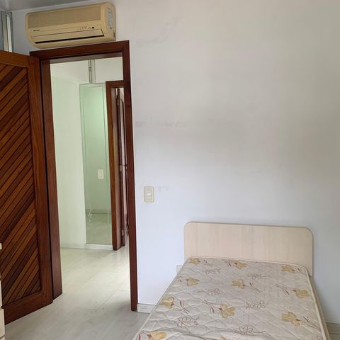 Casa à venda com 350m², 5 quartos e 8 vagasQuarto 3