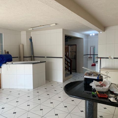 Casa à venda com 350m², 5 quartos e 8 vagasEspaço Gourmet