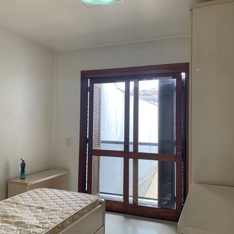 Casa à venda com 350m², 5 quartos e 8 vagasQuarto 3