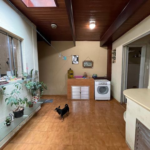 Casa à venda com 140m², 2 quartos e 2 vagasQuintal