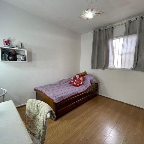 Casa à venda com 140m², 2 quartos e 2 vagasQuarto 2