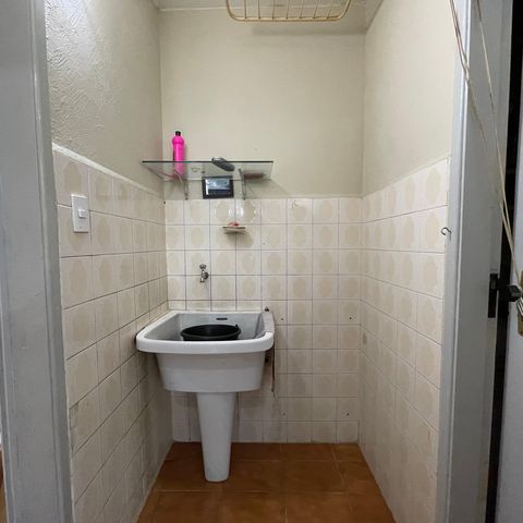 Casa à venda com 140m², 2 quartos e 2 vagasÁrea de Serviço