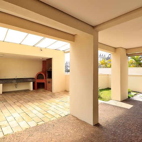 Apartamento à venda com 50m², 2 quartos e 1 vagaÁrea comum - Churrasqueira