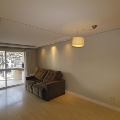 Apartamento para alugar com 90m², 2 quartos e 1 vagaSala