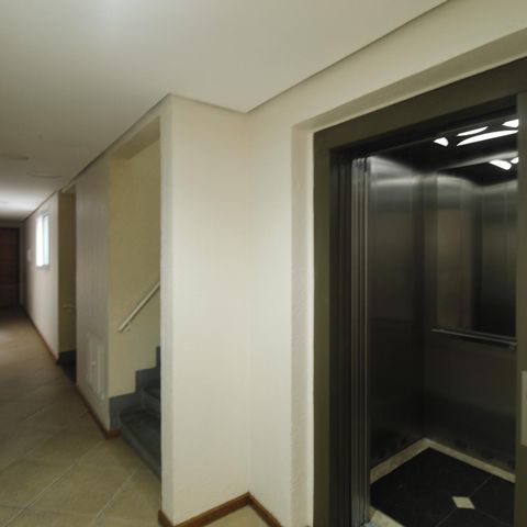 Apartamento para alugar com 90m², 2 quartos e 1 vagaCorredor