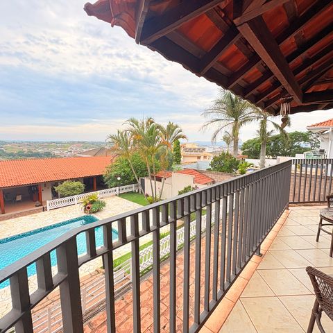 Casa de condomínio à venda com 500m², 5 quartos e 5 vagasSacada da Sala
