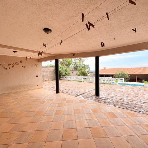Casa de condomínio à venda com 500m², 5 quartos e 5 vagasGaragem