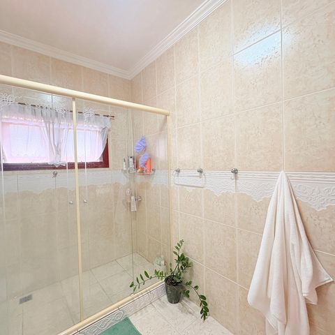 Casa de condomínio à venda com 500m², 5 quartos e 5 vagasBanheiro Social