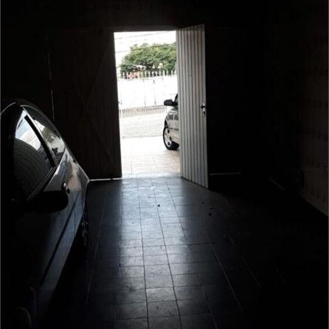 Casa à venda com 330m², 5 quartos e 8 vagas