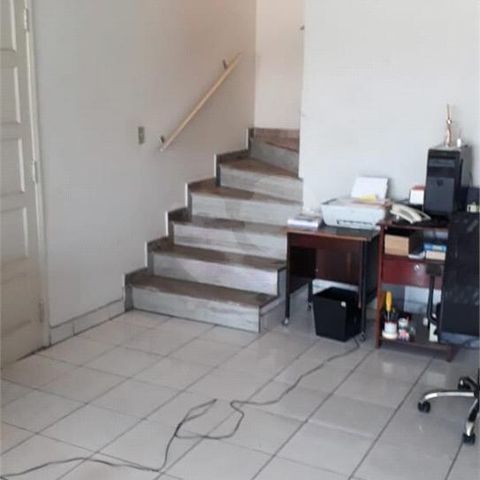 Casa à venda com 330m², 5 quartos e 8 vagas