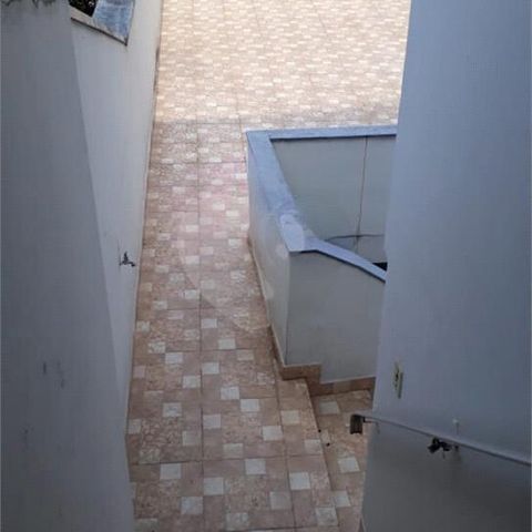 Casa à venda com 330m², 5 quartos e 8 vagas