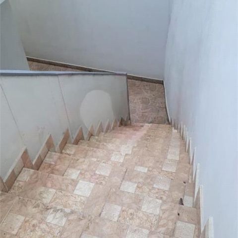 Casa à venda com 330m², 5 quartos e 8 vagas