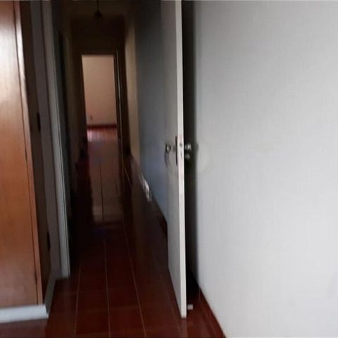 Casa à venda com 330m², 5 quartos e 8 vagas